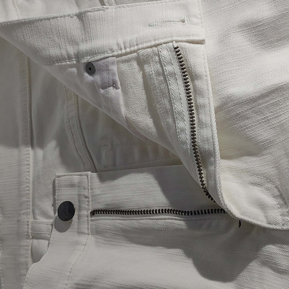 LL Bean Jeans - Picture 8 of 9